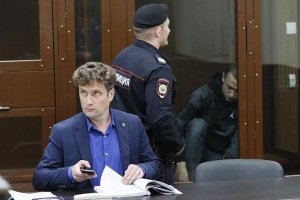 Адвокат Павла Мамаева жалуется на судебную волокиту