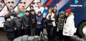 В Сочи российская сборная по футболу встретилась с атлетами Специальной Олимпиады