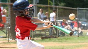 Бейсбол для детей: со скольки лет, и какая польза