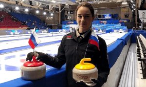 Кубанские керлингистки в составе российской сборной борются за медали международного турнира