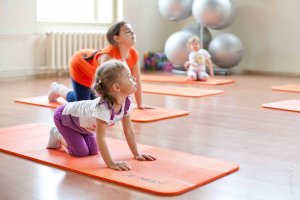 Развивающий фитнес для детей со специальными программами