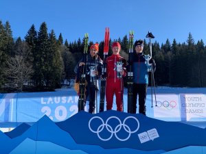 Илья Трегубов выигрывает индивидуальную гонку на III зимних юношеских олимпийских играх